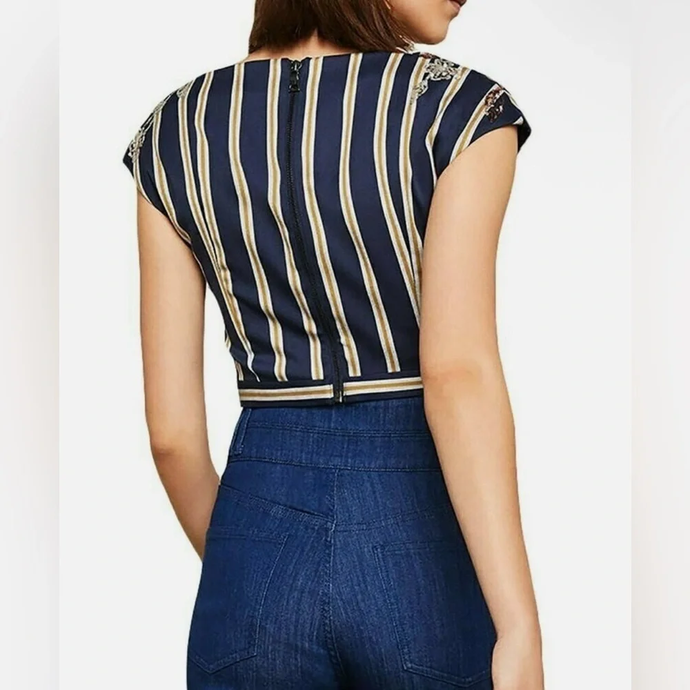 BCBGMaxAzria Crop Top Cap-Sleeve in Striped Floral Sequined Blue Yellow Size M - Picture 9 of 10
